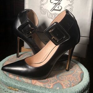 Zigi ny Ziginy Black Pumps Wide Ankle